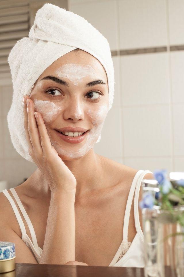 Beauté durable : pourquoi les formules rechargeables et sans eau deviennent la norme